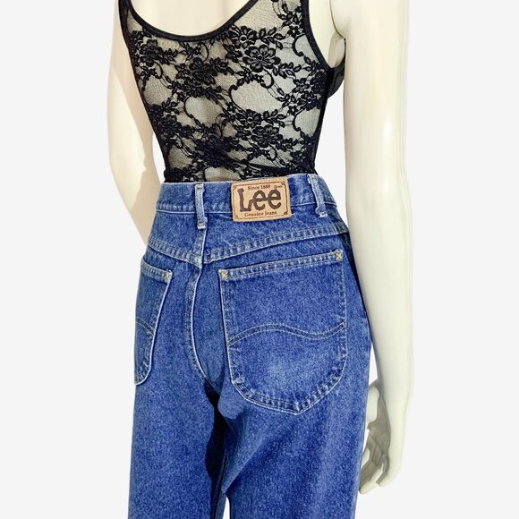 Vintage Medium Blue Wash LEE Jeans / Made in USA / 28 inch waist / size Small - Picture 7 of 14